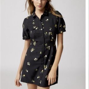 NWT UO Carla Collared Floral Mini Dress